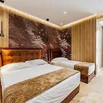 Verona Hotel 4*